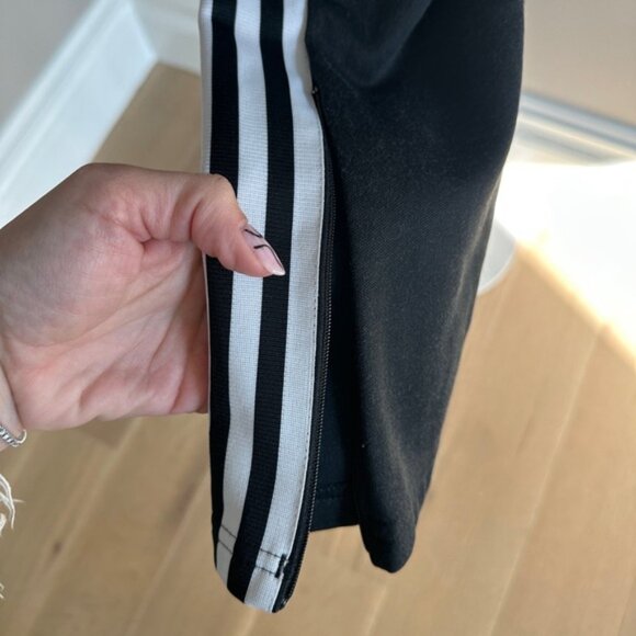Adidas Straight Leg Track Pants Black Small w/ Zipper Ankles & Pockets Small - Picture 3 of 7